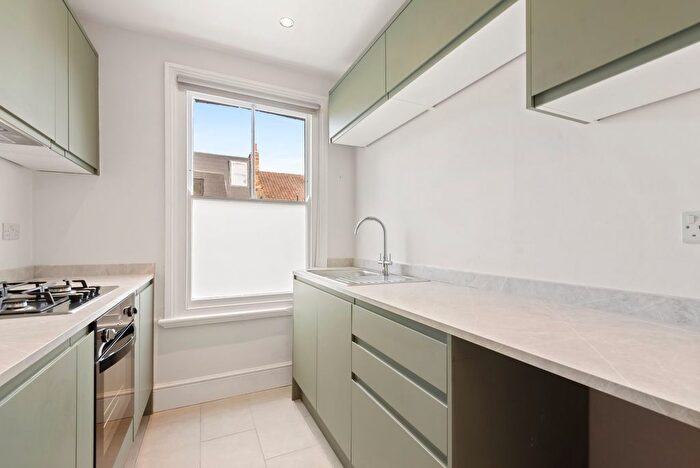 2 Bedroom Flat To Rent In Vera Road, Munster Village, SW6