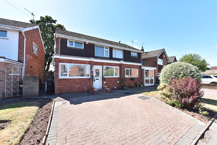 3 Bedroom Semi Detached House For Sale In Kingswinford, Burrows Road, DY6