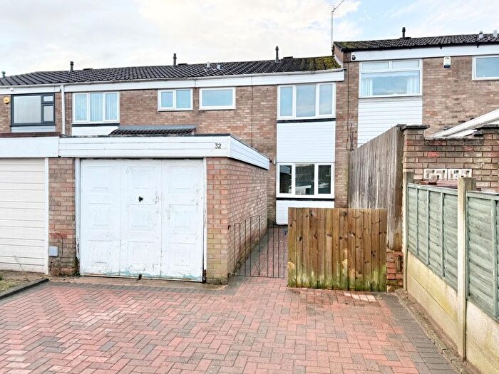 3 Bedroom Terraced House To Rent In Chelmar Close, Smiths Wood, Birmingham, B36