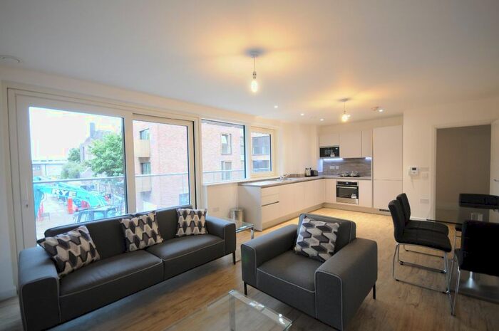 2 Bedroom Flat To Rent In Gothenburg Court, Bailey Street, London, SE8