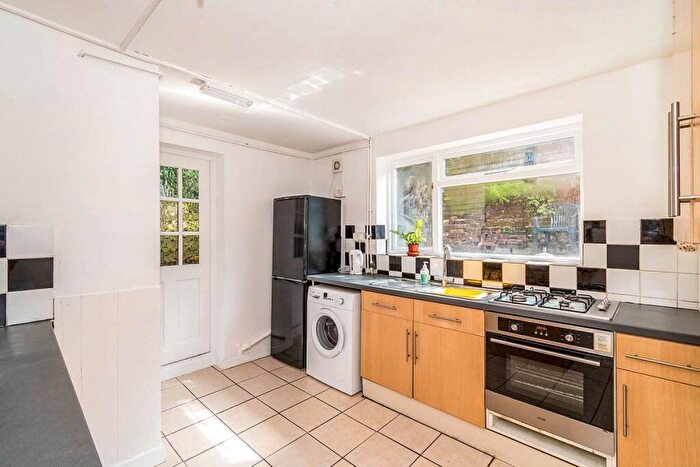 4 Bedroom Terraced House To Rent In Newcombe Road, Southampton, Hampshire, SO15
