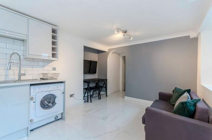 1 Bedroom Flat To Rent In Maida Vale, Maida Vale, London, W9