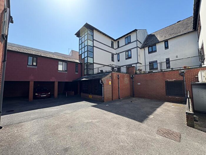 1 Bedroom Flat For Sale In Wilton Place, Southsea, Portsmouth, PO5
