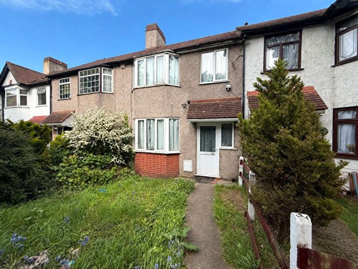 3 Bedroom Terraced House For Sale In Wickham Lane, Abbey Wood, London, SE2