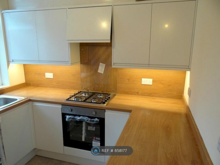 3 Bedroom Terraced House To Rent In Toyne Street, Sheffield, S10