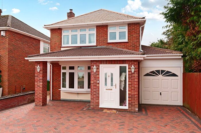 4 Bedroom Detached House To Rent In Painswick Close, Sarisbury Green, Southampton, Hampshire, SO31