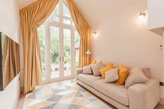 1 Bedroom Cottage To Rent In Church Road, Horspath, OX33