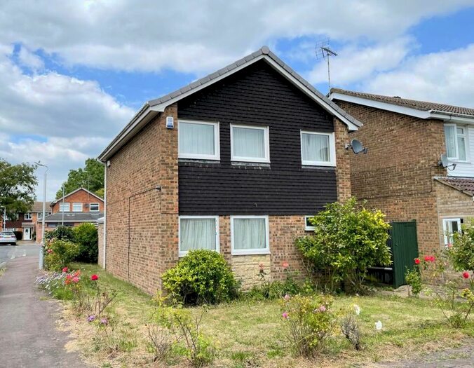 3 Bedroom Property To Rent In Neptune Gardens, Leighton Buzzard, LU7