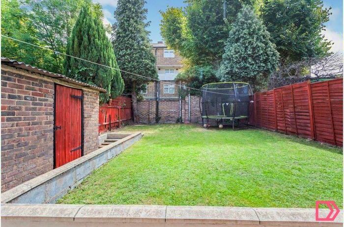 1 Bedroom Flat To Rent In Nunhead Grove, London, SE15