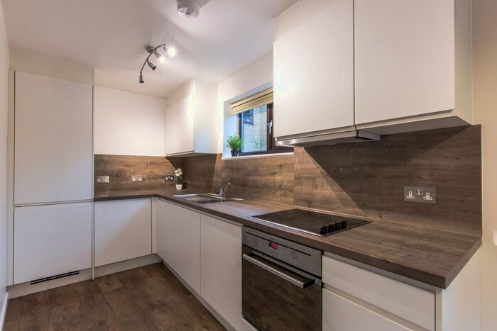 1 Bedroom Flat To Rent In Argyle Road, London, W13