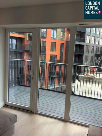 2 Bedroom Flat To Rent In Filmworks, New Broadway, Ealing, W5