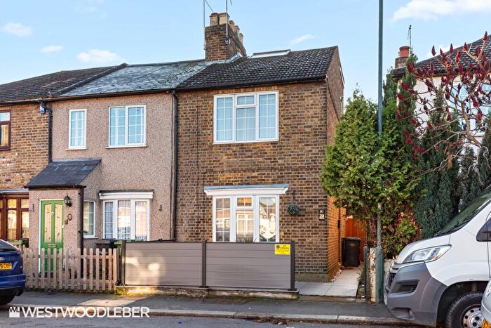 3 Bedroom House For Sale In Eleanor Road, Waltham Cross, EN8