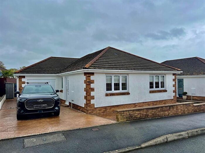 3 Bedroom Detached Bungalow For Sale In Clos Nant-Y-Ci, Saron, Ammanford, SA18
