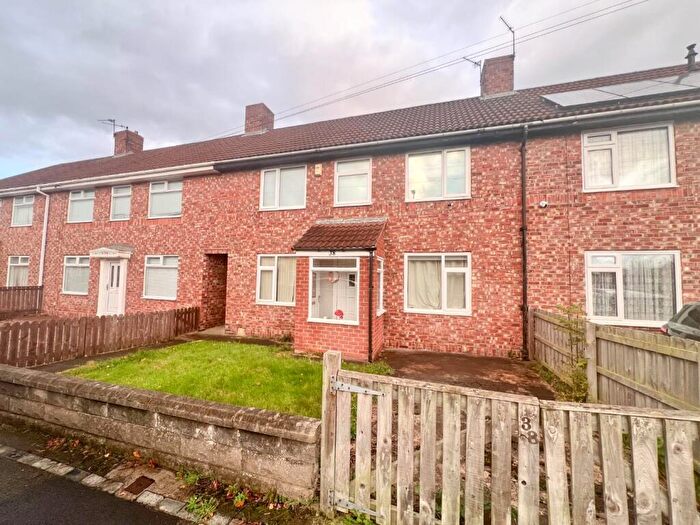 3 Bedroom Semi Detached House For Sale In Laurel Avenue, Gilesgate, Durham, DH1
