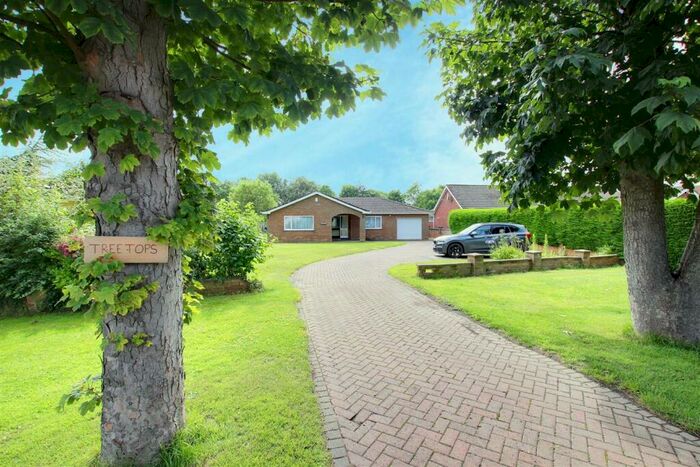 2 Bedroom Detached Bungalow For Sale In Saltfleet Road, Theddlethorpe, Mablethorpe, LN12