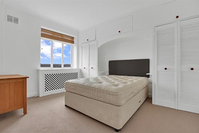 1 Bedroom Flat To Rent In Lancaster Terrace, London, W2