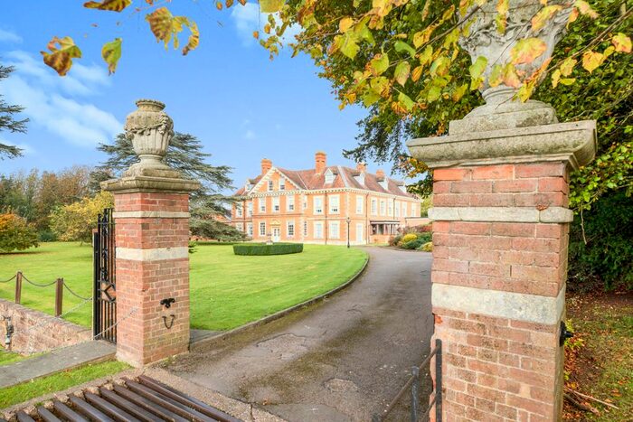2 Bedroom Flat For Sale In Clopton House, Clopton, Stratford Upon Avon, Warwickshire CV37