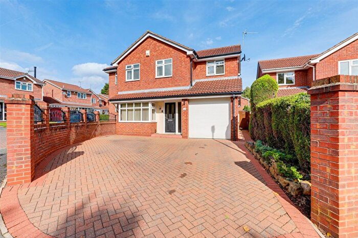 4 Bedroom Detached House For Sale In Fearnleigh Drive, Nottingham, NG6