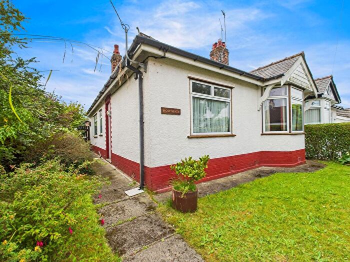 2 Bedroom Semi-Detached Bungalow For Sale In Aspen Grove, Saughall, CH1