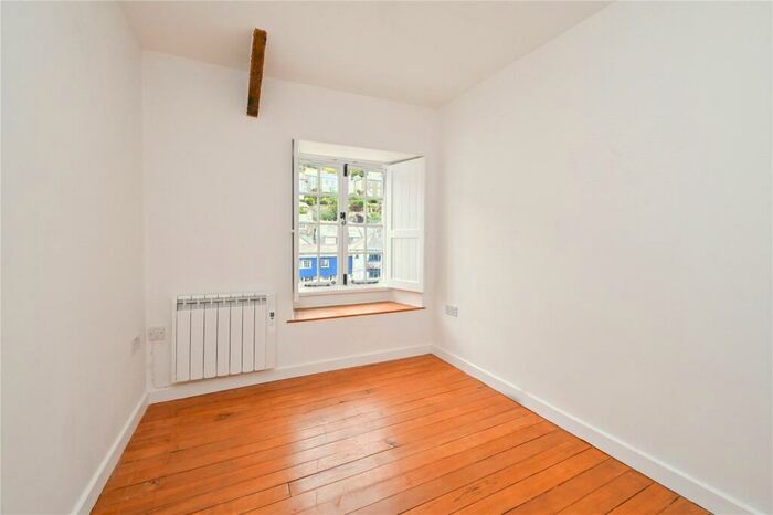 2 Bedroom End Of Terrace House For Sale In Quay Road, Polperro, Cornwall, PL13