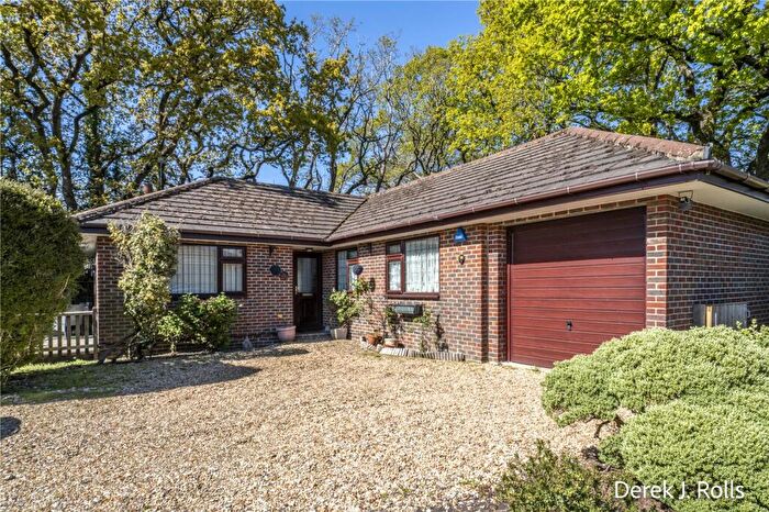 3 Bedroom Bungalow For Sale In The Paddocks, Bournemouth, Dorset, BH10