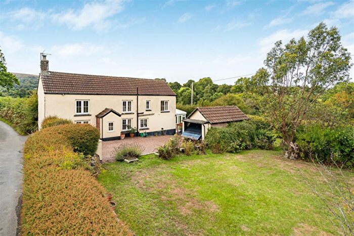 3 Bedroom Detached House For Sale In South Tawton, Okehampton, EX20