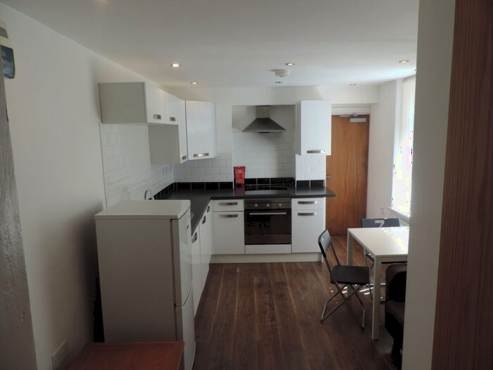 1 Bedroom Flat To Rent In Alfred Street, Cardiff, CF24