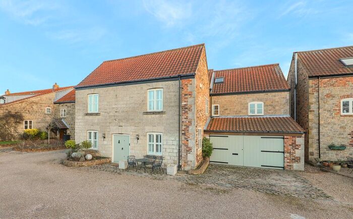 4 Bedroom Barn Conversion For Sale In Castle Farm, Ladyfield Road, Thorpe Salvin, Worksop, S80