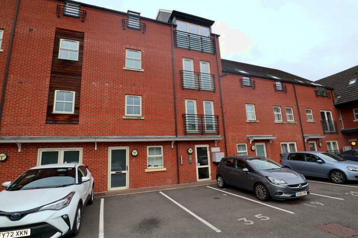 2 Bedroom Flat To Rent In Wesleyan Court, Lincoln, LN2