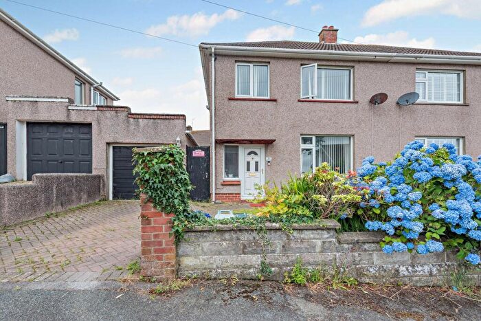3 Bedroom Semi-Detached House For Sale In Mount Pleasant Way, Milford Haven, SA73