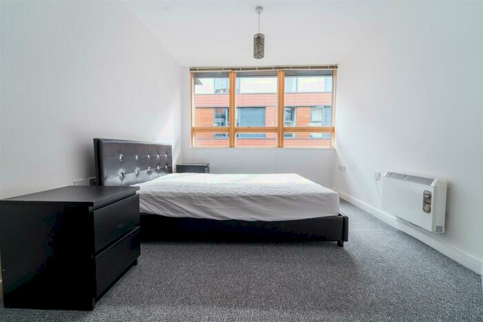 2 Bedroom Apartment To Rent In Royal Mills Northern Quarter, M4