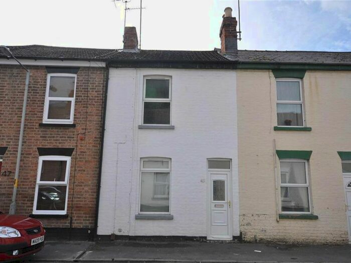 2 Bedroom Terraced House To Rent In New Street, Gloucester GL1