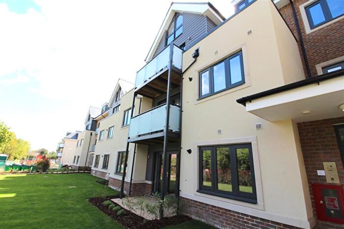2 Bedroom Apartment To Rent In Institute Road, Taplow, Maidenhead, SL6