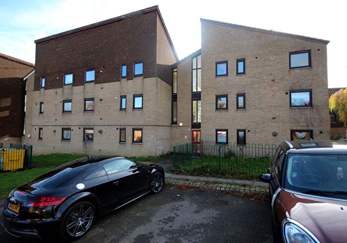 2 Bedroom Flat To Rent In Ham Meadow Drive, Northampton, Northamptonshire., NN3