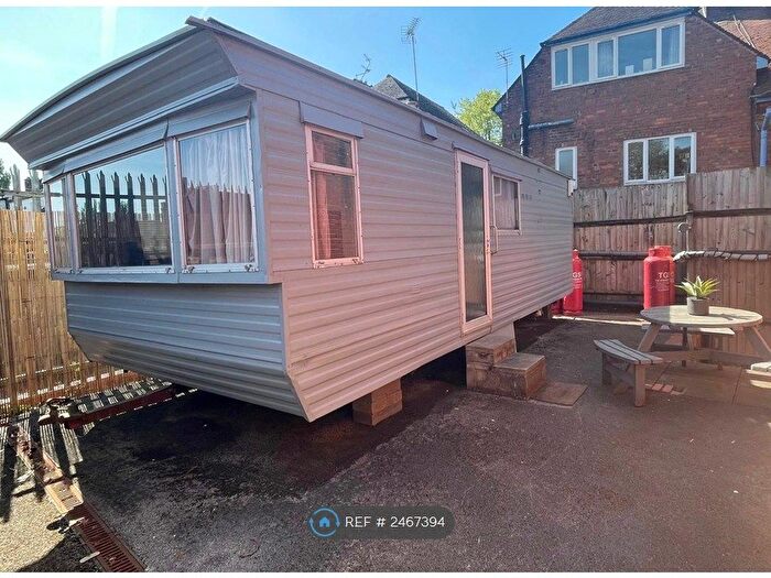 1 Bedroom Park Home To Rent In Haunch Lane, Birmingham, B13