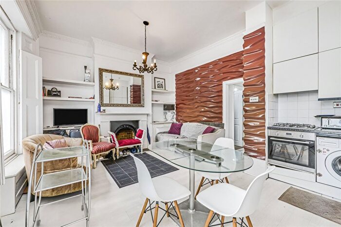 2 Bedroom Flat To Rent In Fulham Road, London, SW6