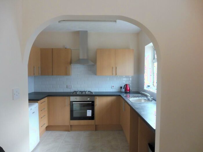 3 Bedroom Flat To Rent In Headland Park, Plymouth, PL4