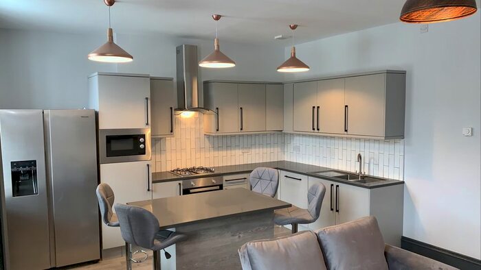 4 Bedroom Flat To Rent In Benton Terrace, Sandyford, Jesmond, NE2