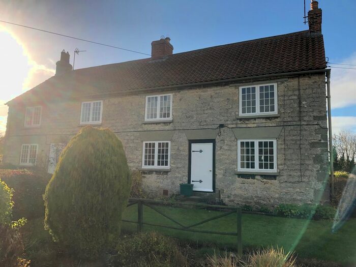 2 Bedroom Semi-Detached House To Rent In Back Lane, Settrington, Malton, YO17