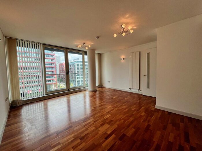 2 Bedroom Apartment To Rent In Leftbank, Spinningfields, Manchester, M3