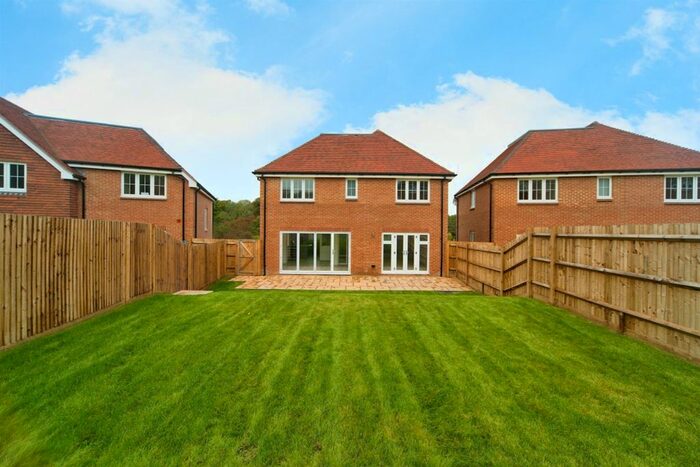 4 Bedroom Detached House For Sale In London Road, Battle, TN33
