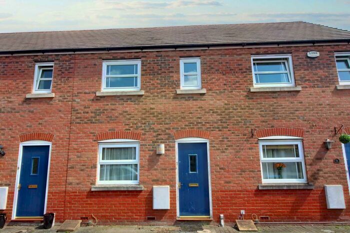 2 Bedroom Terraced House To Rent In Portman Mews, Aylesbury *Zero Deposit Option*, HP19