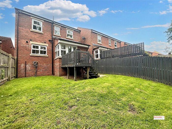 3 Bedroom Detached House For Sale In Orchard Grove, Shield Row, Stanley, DH9