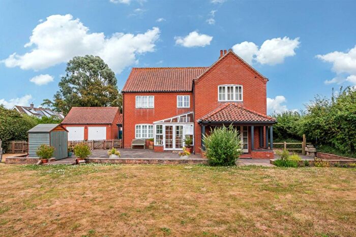 4 Bedroom Detached House For Sale In Church Road, West Beckham, NR25