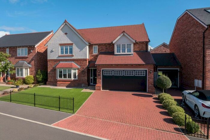 5 Bedroom Detached House For Sale In Furber Close, Tarporley, CW6
