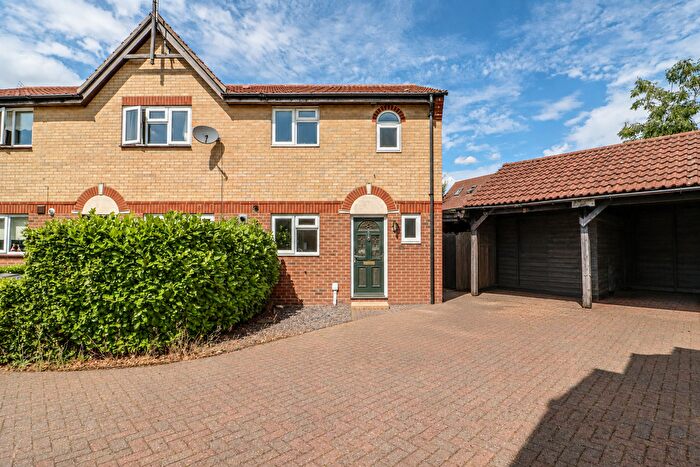 3 Bedroom End Terrace House For Sale In Timbers Close, Great Notley, CM77