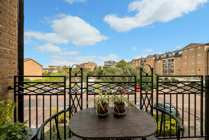 2 Bedroom Apartment To Rent In Trinity Church Road, London, SW13