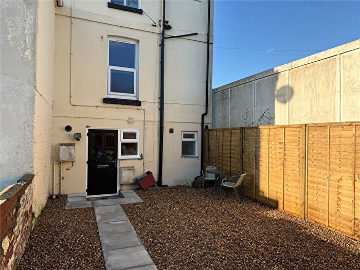 2 Bedroom Maisonette To Rent In East Street, Dovercourt, Harwich, Essex, CO12