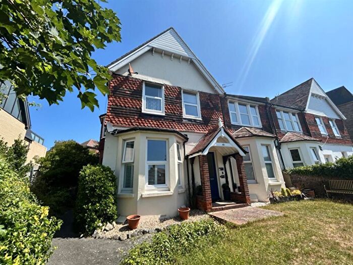 1 Bedroom Flat For Sale In Upperton Road, Eastbourne, BN21