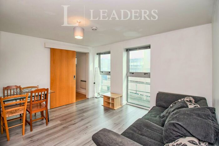 2 Bedroom Flat To Rent In Bloomsbury Court, NG1